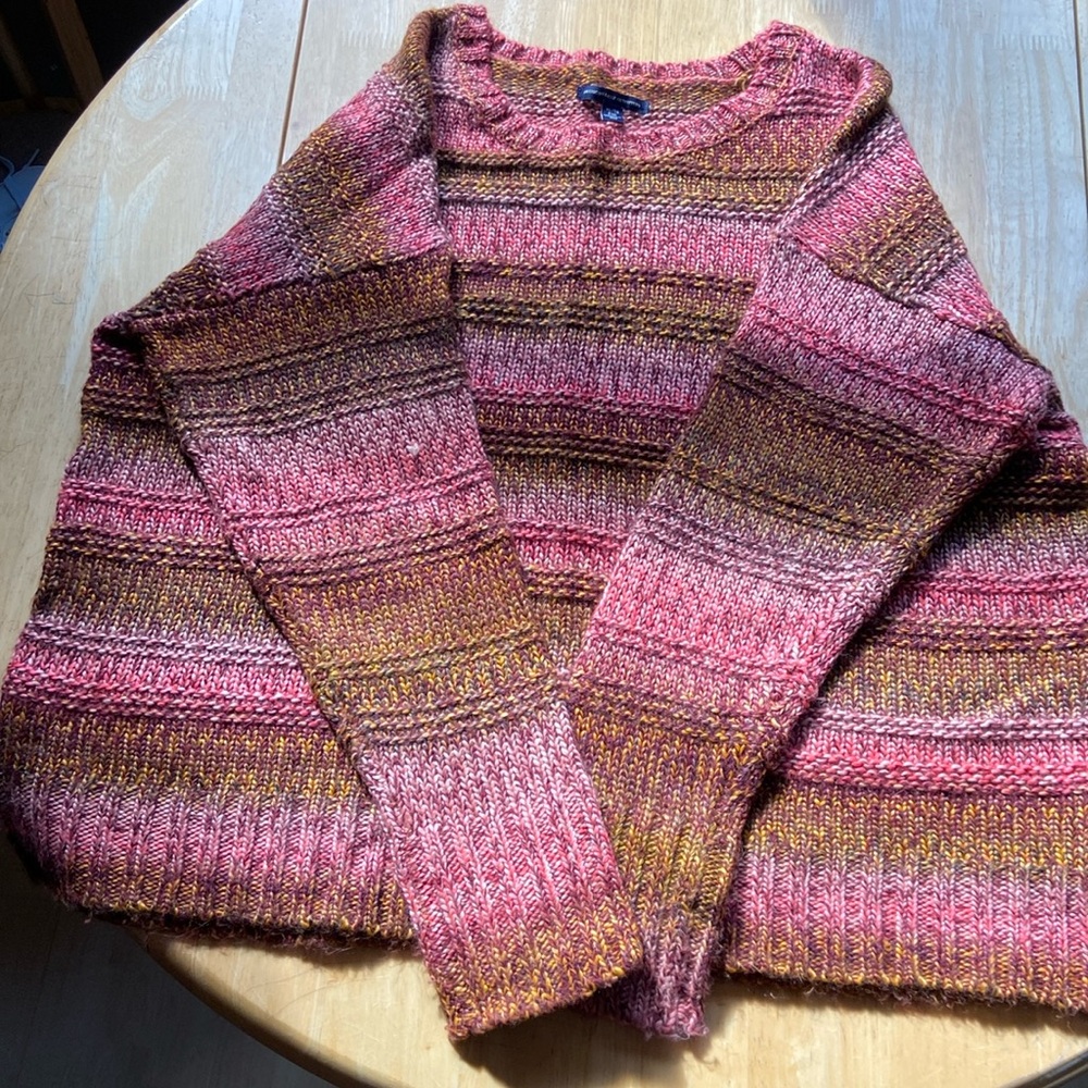 American Eagle women’s sweater